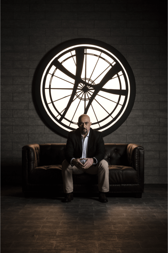 Al-Alemoon TV show — Dr. Qasem before the wheel installation